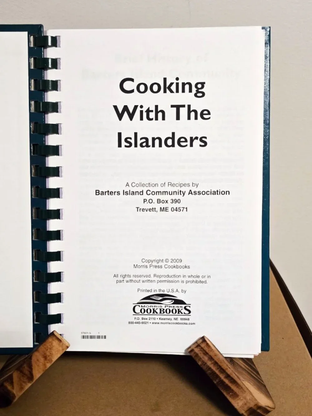 Maine Island Community Cookbooks Vinalhaven & Barters Island Lot 2 Local Lobster